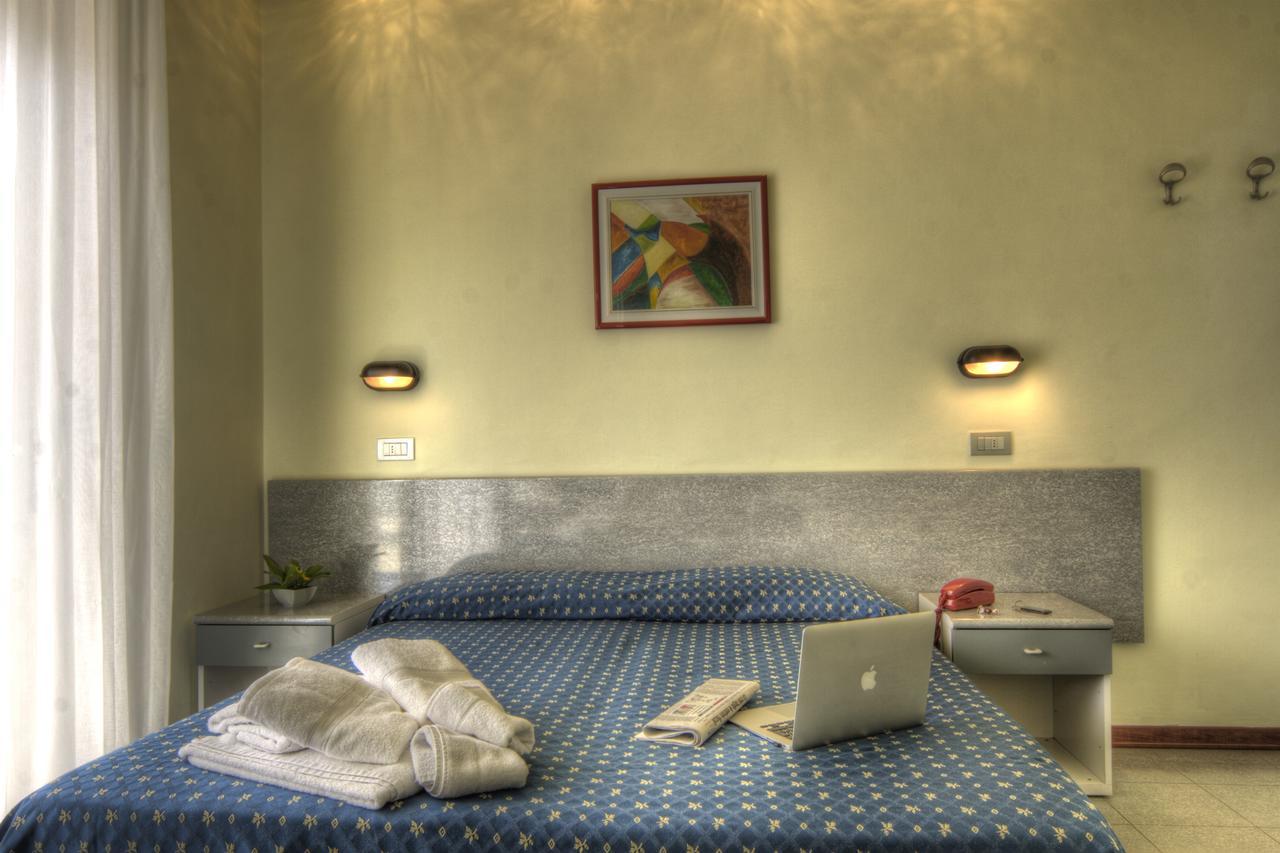 Hotel Reggiana 리치오네 외부 사진